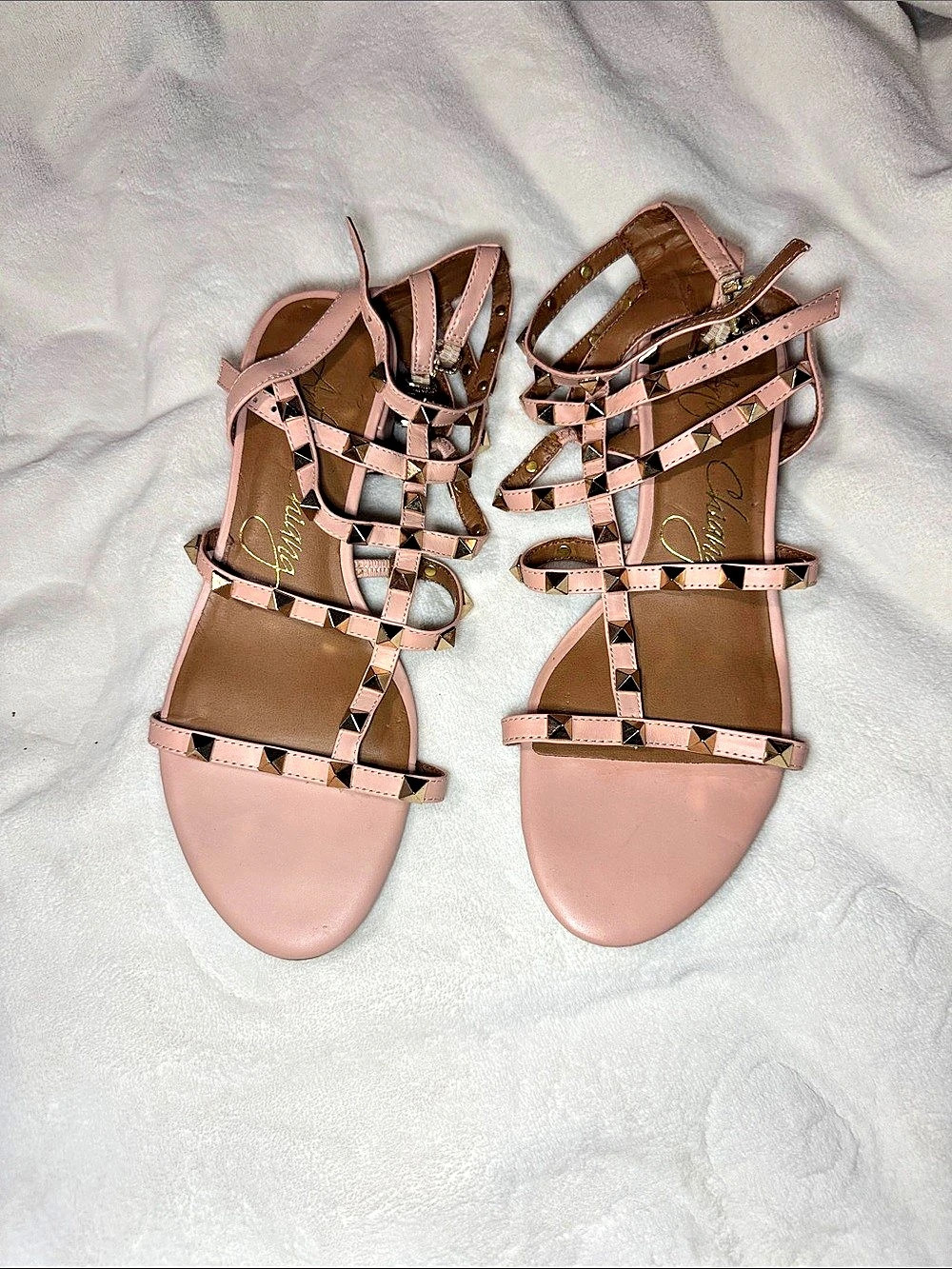 Rockstud Sandals in Pink